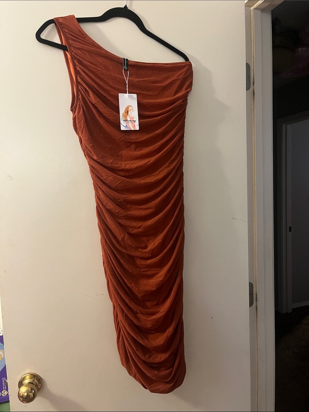 One-Shoulder Ruched Bodycon Dress in Rust - Picture 2 of 4